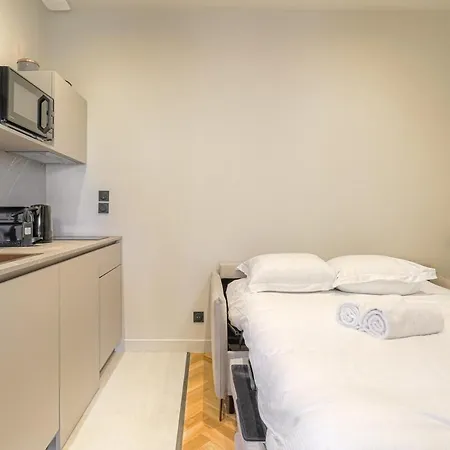 Moderne Et Confortable , * Ecully